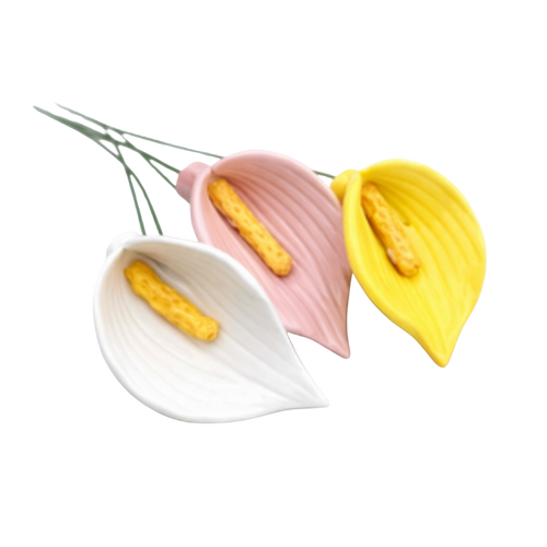 Cală din ceramică 7-8 cm – floare decorativă elegantă pentru buchete