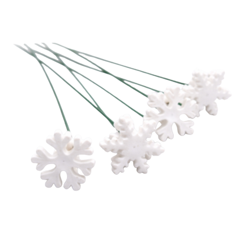 Fulg de zăpadă din ceramică 3 cm – decor floral de iarnă