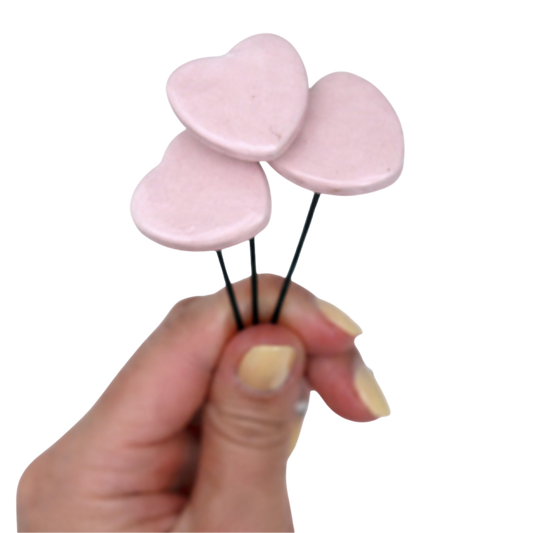 Inimă mică din ceramică – decor romantic pentru buchete și cadouri