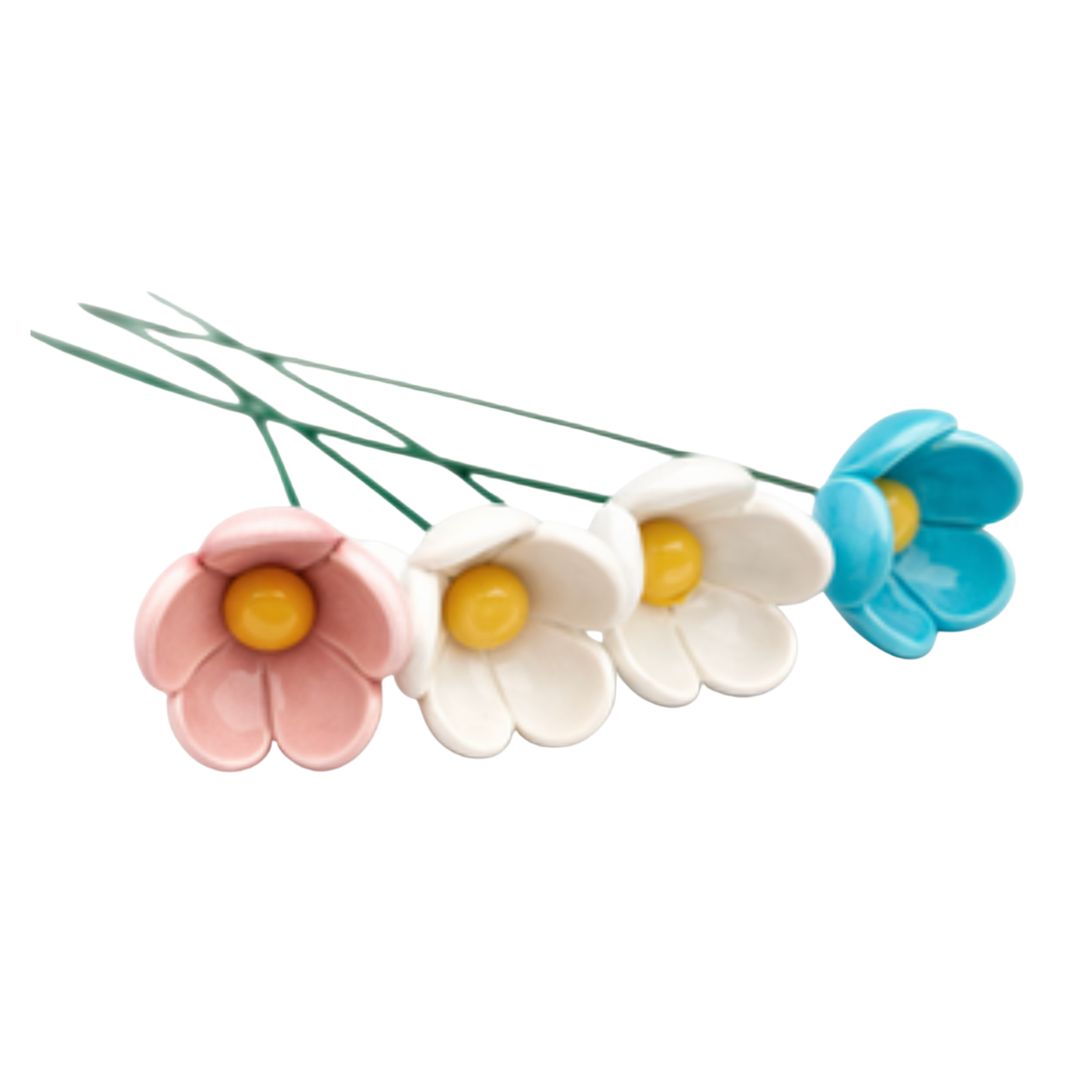 Floare mică din ceramică cu petale rotunde 3,5 cm – decor floral handmade